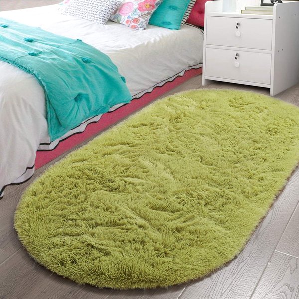 LOCHAS Fluffy Green Bedroom Rug 2.6 x 5.3 Feet, Shaggy Area Rugs for Bedroom Bedside Girls Kids Room, Soft Oval Runner Rugs Carpets for Living Room Home Decor