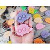 Roaqua 24 Packs Bulk Sensory Fidget Stones Hedgehog Animal Birthday Party Favors, Small Hedgehog keychain For Christmas Classroom Prize Kids Gifts Toys