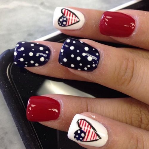 24Pcs 4th of July Press on Nails Short Square Fake Nails Red White Design Glue on Nails Blue Star Full Cover False Nails Nude Patriotic Stick on Nails for Independence Day Manicure Tips