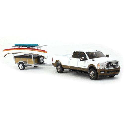 Truck 1/64 2022 Ram 2500 Longhorn Pickup with Canoe Trailer Hitch & Tow Series 26 32260-D