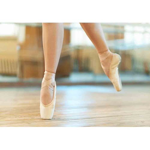 wall26 - Ballet Dancer Pointe - Canvas Art Wall Decor - 66x96 inches