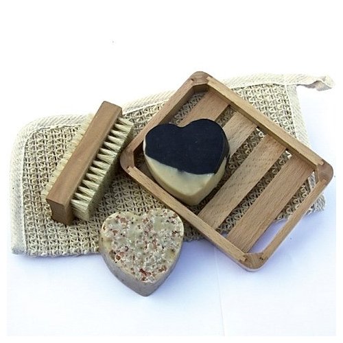 Bogue Goat Milk Soap- Mothers Day Giftset Big Hearts of Goat Milk Soaps. Chefs Blend Exfoliating & Acivated Charcoal & Kaolin Clay Detox and Moisturizing. Sisal Cloth, Nail Scrubber and Dish