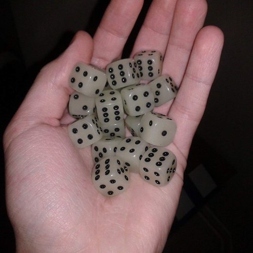 SmartDealsPro 50-Pack D6 Six Sided 14mm Glow in The Dark Dice Die