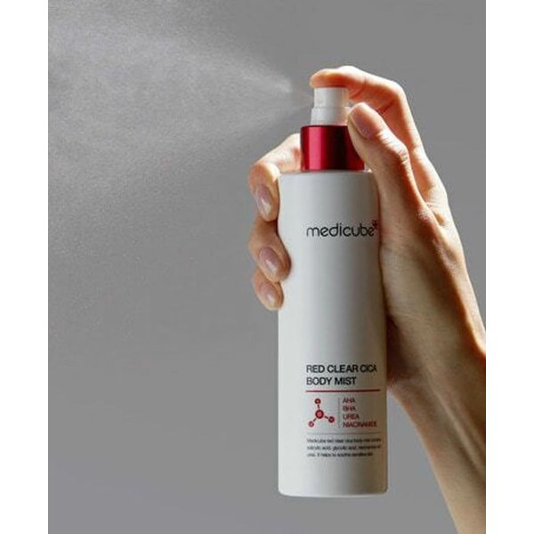Medicube Red Clear Cica Body Mist Calms And Soothe For Sensitive Skin Korea Skin Care 200ml/ 6.76 fl, White