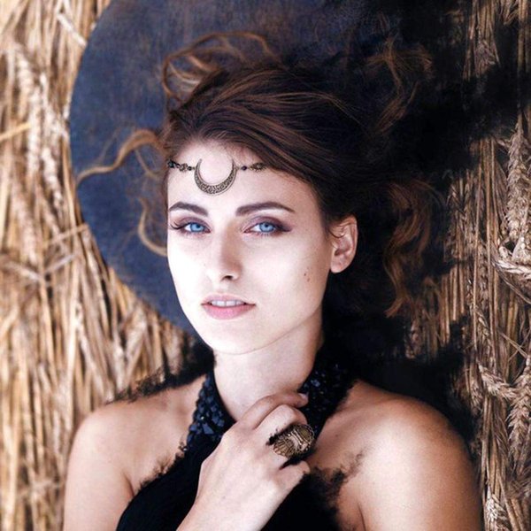 Aularso Vintage Head Chain Crescent Moon Hair Chain Black Crystal Headpieces Jewelry Pron Fashion Headbands Halloween Hair Accessories for Women and Girls (Bronze)