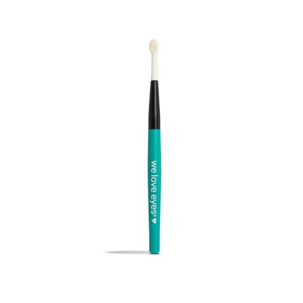 We Love Eyes - Eyelid Margin Scrub Brush - Ideal for scrubbing away debris and eyelid margin cleansing.