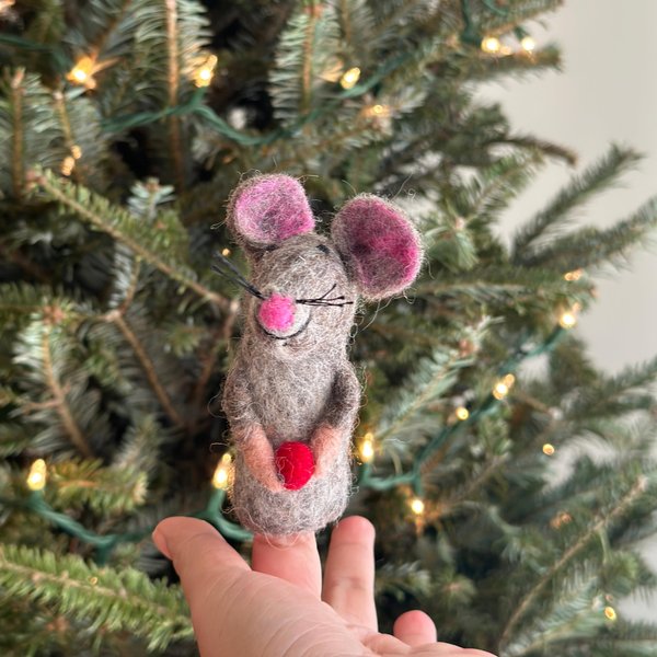 Mouse Holding Acorn Finger Puppet