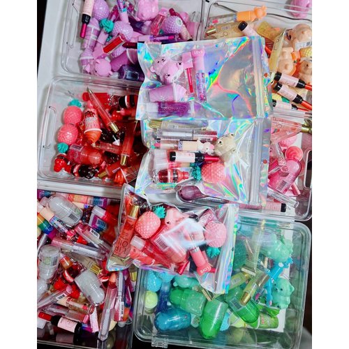 Generic LIPPIE BAG (lip gloss & lip balm lippie mixed bag lip) 5 mixed Products