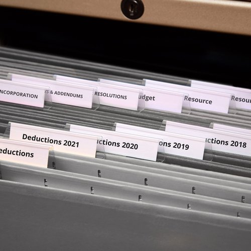 Avery Hanging File Folder Tabs and Inserts, 1/5 Cut, Clear, 20 File Folder Tabs and Inserts Total (06727)