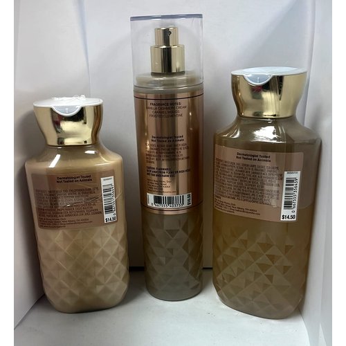 Bath & Body Works - Snowflakes & Cashmere - 3 pc Bundle Trio -Shower Gel, Fine Fragrance Mist and Body Lotion - Winter 2021