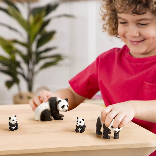 Terra by Battat – 4 Pcs Giant Panda Family – Realistic Plastic Animal Figures – Zoo Animal Toys for Kids and Toddlers Age 3+