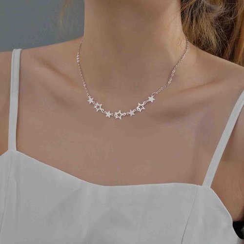 Iaceble Boho Tiny Star Chain Necklace Vintage Star Station Necklace Hollow Star Necklace Silver Lucky Star Choker Necklace Jewelry for Women and Girls