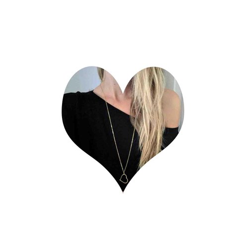 TseanYi Boho Heart Pendant Necklace Gold Heart Necklace Open Floating Heart Love Pendant Necklace Long Heart Chain Necklace Minimalist Love Pendant Neckalce