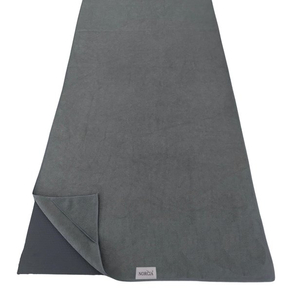 NORCIA Yoga Towel, Non Slip Hot Yoga Mat Towel with Corner Pockets, Mat-Sized 24"x72", 100% Microfiber Sweat Absorbent, Perfect for Hot Yoga, Bikram, Pilates and Yoga Mats (Grey)