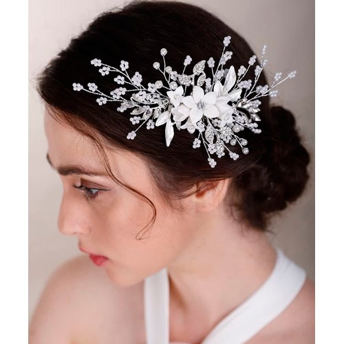 Chargances Silver Flower Pearl Hair Comb for Wedding Brides Bridesmaid Crystal Beaded Hair Comb Accessories Rhinestone Head Pieces for Women Girls Porm (Silver)