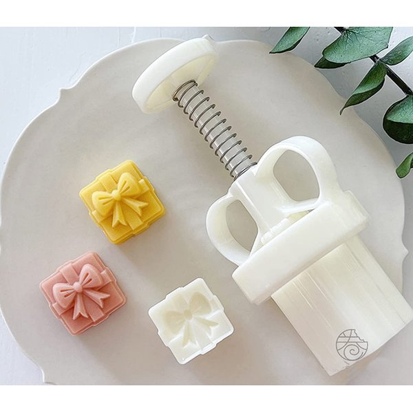 Pink mid-autumn mooncake press mold, hand-pressed stamp dessert DIY, mooncake puff pastry press mold with 1 printed flower DIY (1 Gift Box Stamp-1)