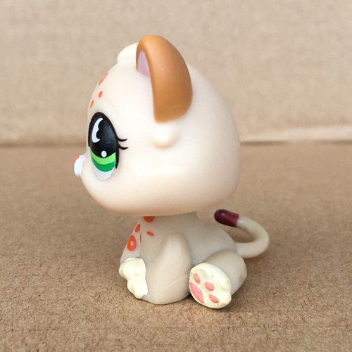 Custom-Made Baby Kitty Pet Shop Toy Short Hair Cat Mini Bobble Head Animal Figure 1 Inch Kitten