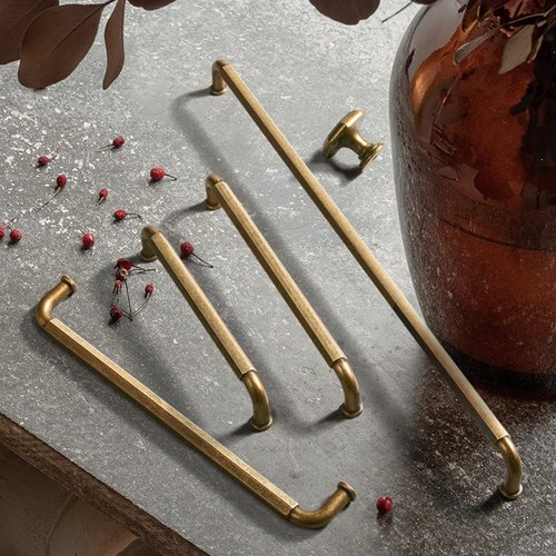 Goo-Ki Antique Brass Zinc Alloy Cabinet Knobs - 6 Pack Single Hole Center Affordable Luxury Vintage Drawer Knobs Hardware for Kitchen, 2201-GT-DAN