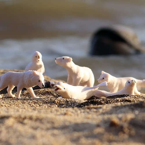 RCOMG 32pcs Mini Ocean Animal Figures, Realistic Sea Creatures Toys Set with Sharks Whales Arctic Animals Figurines for Kids Gift