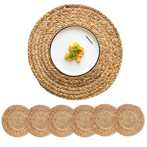 CY SISTERS Round Woven Placemats Set of 6, Natural Water Hyacinth Place mats, 13.5 Inch Rattan Placemats Wicker Placemats Farmhouse Boho Braided Heat Resistant Outdoor Placemat Patio Table Place Mats