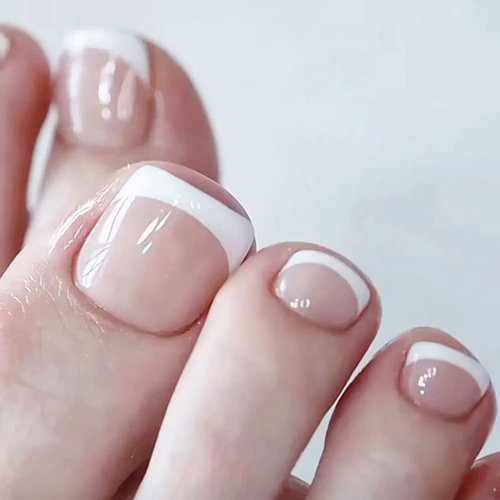 AIDVPOD 24Pcs Press on Toenails Fake Toe Nail Nude White French Tip Sticker with Glue Summer Full Cover False Fashion Square Short Removable Acrylic Nails for Women Manicure Decor