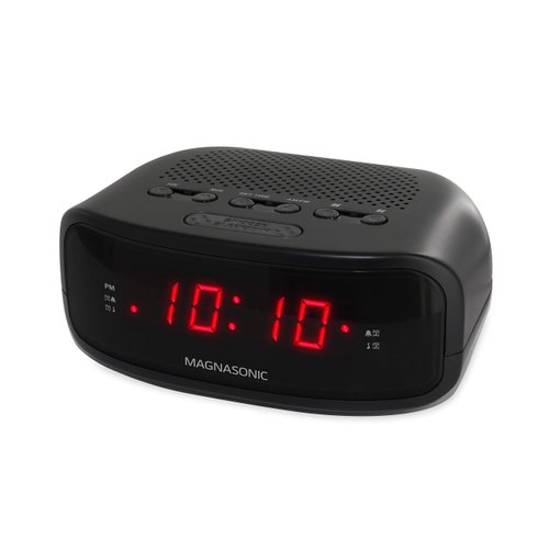 Magnasonic Digital AM/FM Clock Radio with Battery Backup, Dual Alarm, Sleep & Snooze Functions, Display Dimming Option,White (EAAC201)