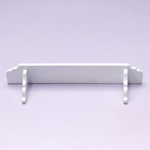 Dollhouse White Wall Shelf, Scale Miniature Dollhouse Accessories, Doll House Storage Wall Shelf for Kitchen Scene White Dolls and Accessories Dollhouse Décor (1:12)