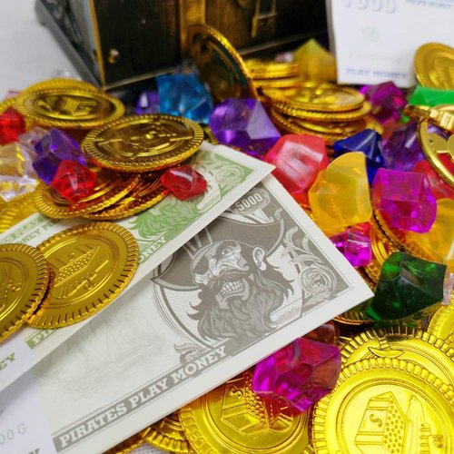 200+ Pieces Pirate Toys Gold Coins and Pirate Gems Pirates Rings Earrings Pearls Jewelery Play set, Treasure for Pirate Party (115 Coins+100g Gems+20 banknotes)