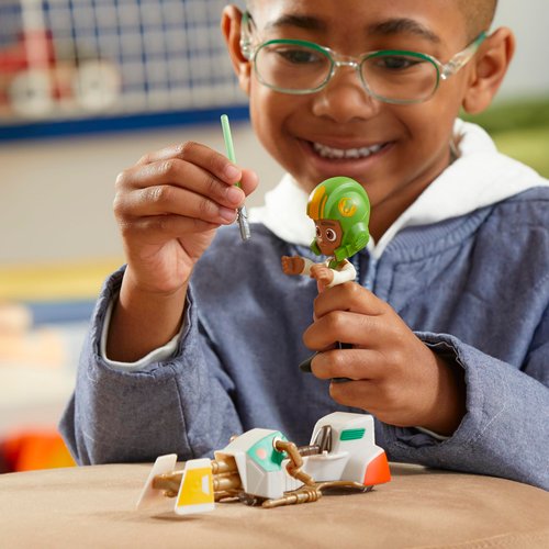 Star Wars: Young Jedi Adventures Kai Brightstar Figure & Speeder Bike, 4-Inch Scale Action Figures & Vehicles, Toys, Preschool Toys for 3 Year Old Boys & Girls