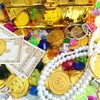 200+ Pirate Treasure Chest Gold Coins Treasure and Pirate Gems Pirates Rings Earrings Pearls Jewelery Playset ，Treasure for Pirate Party (100 Coins+100 Gems+16 banknotes...)
