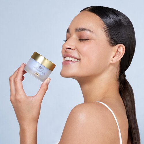 ISDIN Isdinceutics Hyaluronic Moisture Normal to Dry Skin Daily Face Moisturizer with Hyaluronic Acid 1.76 OZ