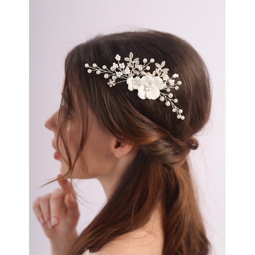 Teyglen Bride Wedding Flower Hair Comb Silver Leaf Headpiece Bridal Pearl Crystal Hair Piece Decorative Hair Accessories for Bride Dainty White Flower Side Comb for Women Girls