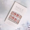LPOODDNU Christmas Press on Nails Short Fake Nails, White French Tip Christmas Nails with Snowflake Designs Cute Nude Artificial Nails Winter Square Shape False Nails with Glue Tabs for Women, 24Pcs