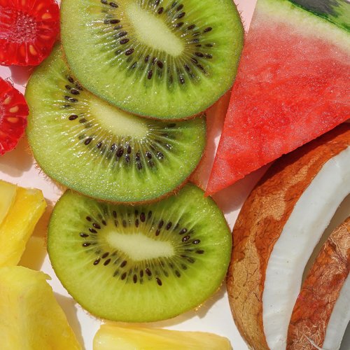 eos 100% Natural Lip Balms- Coconut Milk, Pineapple Passionfruit, Watermelon Frosé & Raspberry Kiwi Splash, All-Day Moisture Lip Care, 0.14 oz, 4-Pack