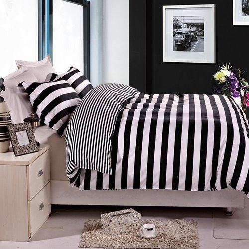 NTBAY 3 Pieces Duvet Cover Set King Size, Reversible Zipper Comforter Cover with 4 Corner Ties and 2 Pillow Shams, Soft Brushed Microfiber Comforter Cover Set with Black and White Striped Printed