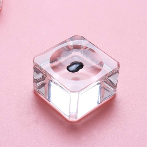 3 Pieces Premium Eyelash Glue Pallet Crystal Glass Eyelash Glue Stone For Fake Eyelash Extension Eyelash Glue Holder Pad Fake Eye Lash Base Eyelash Extension, 25 x 25 x 15mm, Clear