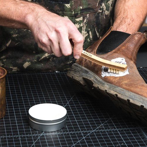 Otter Wax Saddle Soap | 5oz | All-Natural Universal Leather Cleaner | Made in USA