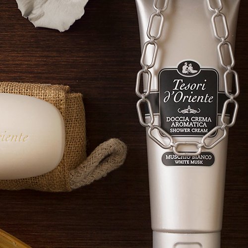 Tesori d'Oriente Shower Cream Gel Womens, Moisturizing Body Wash For Women, Travel Size Body Gel with Skin Care Essentials-250 Ml-8.45us Fl Oz-[Italian Import ]-(White Musk)