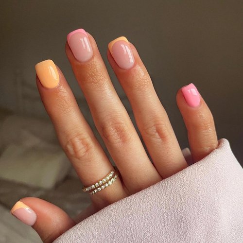 MERVF Square Press on Nails Short Fake Nails French Tip Squoval Glue on Nails Press ons Orange Ac...