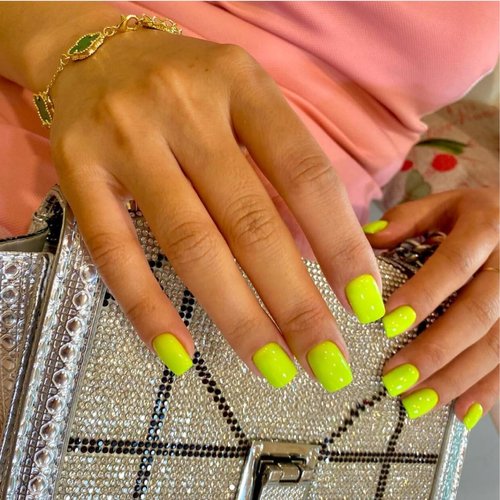 KQueenest Neon Green Square Press on Nails Short,Gel Fake Nails Short Coffin,Pure Vibrant Color Natural Petite Nails,Solid Stick on Nails Press on for Women Daily Office Manicure
