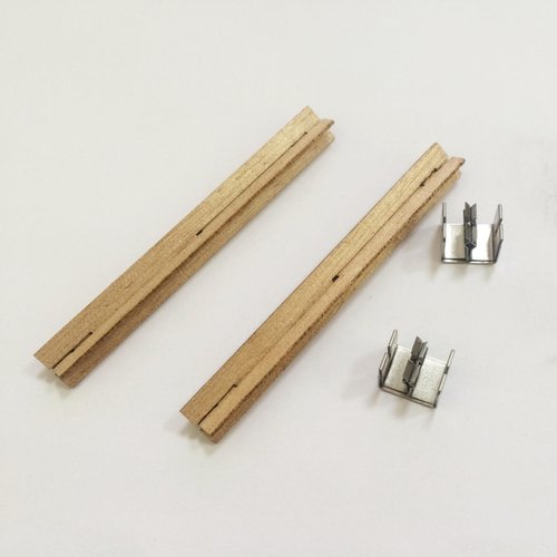 GDJIEDE 20 Set 5.1x0.5inch Cross Wood Wicks with Metal Base Stand for Candles Making Crackle Wooden Candle Wicks for Soy Wax