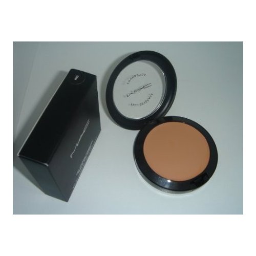 MAC Pro Full Coverage Foundation NW25 - NIB