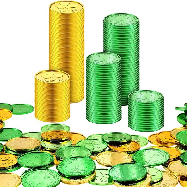 LKQBBSZ St. Patrick's Day Gold Coins, Gold Green Lucky Coins Plastic Shamrock Leprechaun Coins, 3 Leaf Clover Coin Table Scatter Decoration for St. Patrick's Day Party Favors