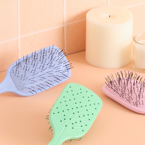 Wet Brush Go Green Thick Hair Paddle Detangling Brush, Purple - Ultra-Soft IntelliFlex Bristles With AquaVent - Gently Loosens Knots While Minimizing Pain - Curly, Coarse, Long, Wet & Dry Hair