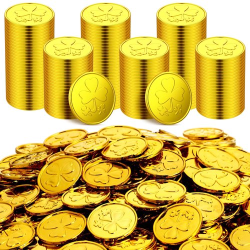 Sanwuta 400 Pieces St. Patrick's Day Gold Coins Plastic Lucky Coins Shamrock Leprechaun Coins St Patricks Day Decorations with 3 Leaf Clover for St. Patrick's Day Party Decoration(Shamrock Style)