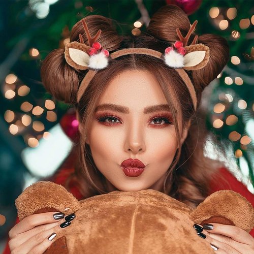 Outyua Reindeer Antlers Headband Christmas Headbands Elk Ears Headwear Deer Antlers Headband for Women Holiday Hair Band (Brown)