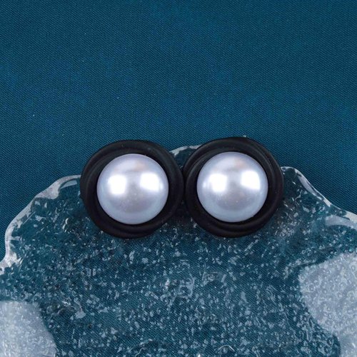 Allereyae Vintage Mermaid Pearl Stud Earrings Half Pearl Earrings Black Enamel Circle Earrings Mermaid Stud Earrings Jewelry for Women