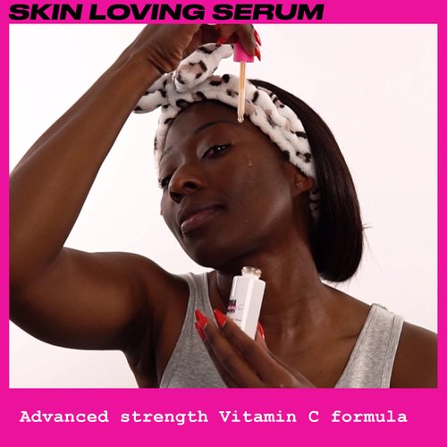 UOMA Vitamin C Serum by Sharon C. Supa Natural Glow (C20) Vitamin C Serum for Face with Hyaluronic Acid + Niacinamide + Vitamin E. Brightening Face Serum for Women & Men. Vegan Skin Care 30ml