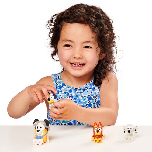 Bluey and Friends 4 Pack of 2.5-3"" Poseable Figures (13052), School 4-Pack
