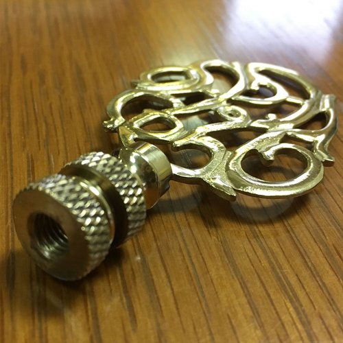 Royal Designs Hand Carved Caste Floral 3" Lamp Finial for Lamp Shade, Polished Brass